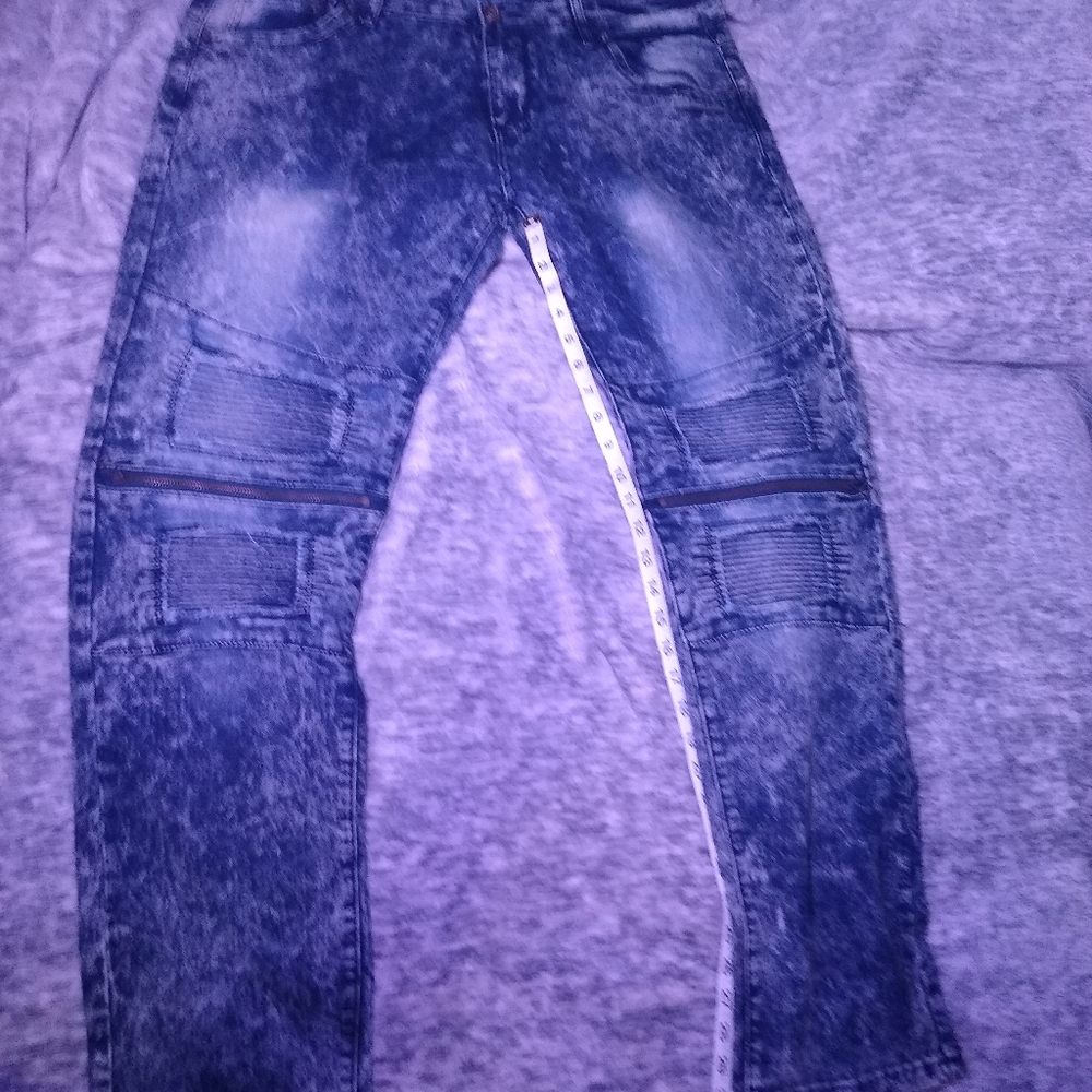 Men's fashion jeans